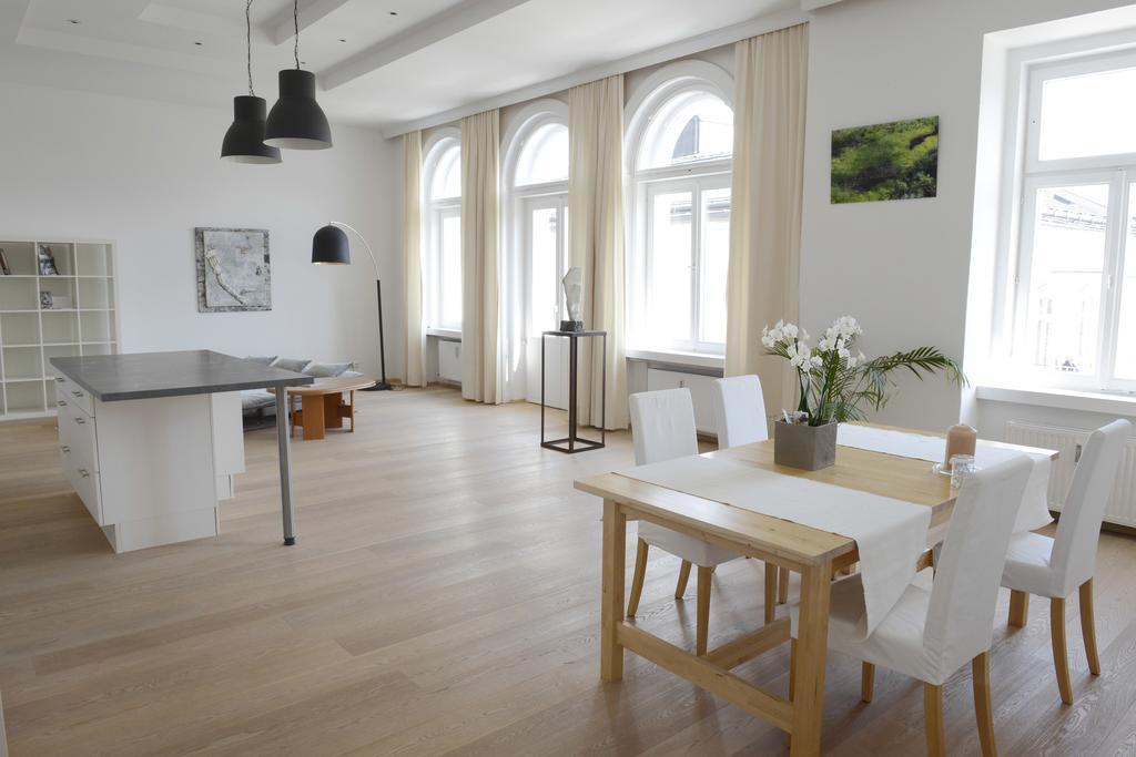 Apartment Am Traunsee Gmunden Rum bild
